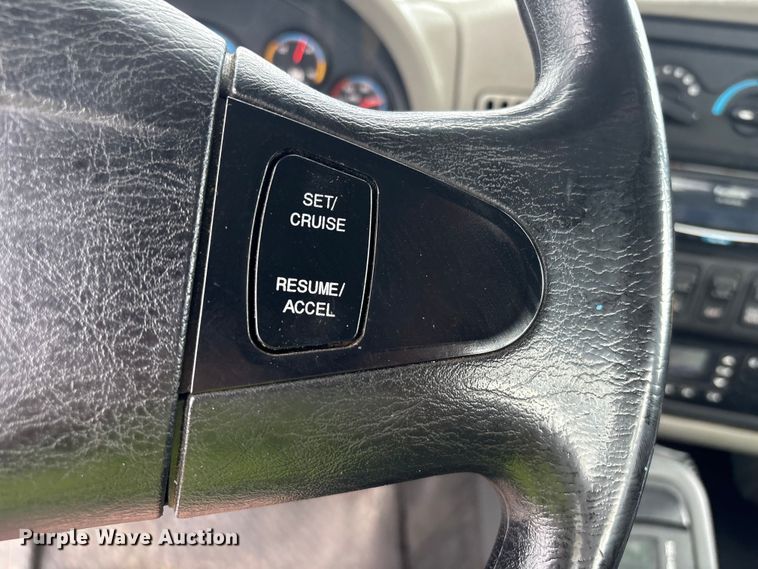 image for item YA4028 2017 International 7600 sewer jetter truck