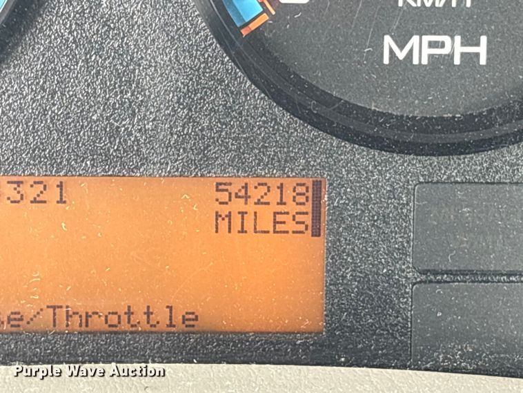 image for item YA4028 2017 International 7600 sewer jetter truck