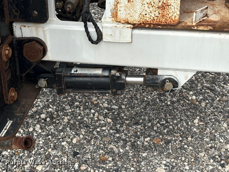 image for item YA4028 2017 International 7600 sewer jetter truck