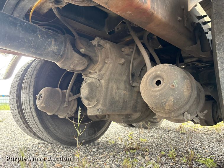 image for item YA4028 2017 International 7600 sewer jetter truck