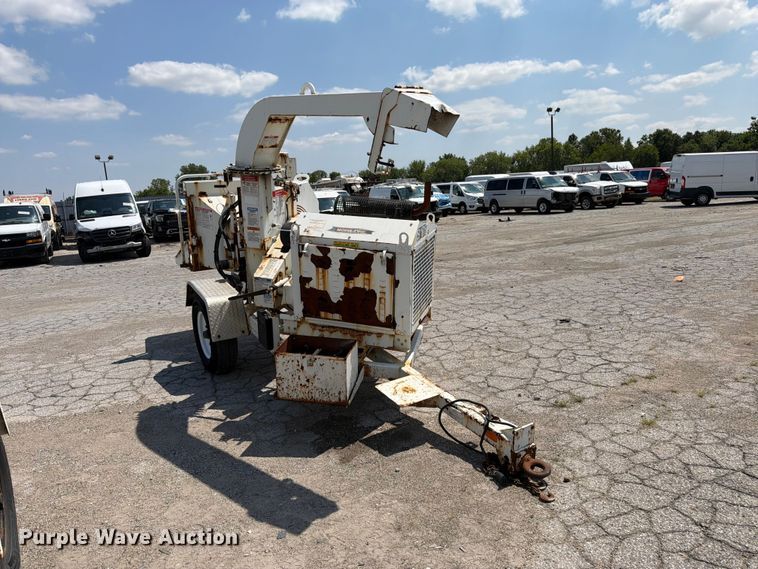 image for item YA4039 2017 Bandit 200UC wood chipper