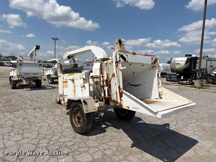 image for item YA4039 2017 Bandit 200UC wood chipper