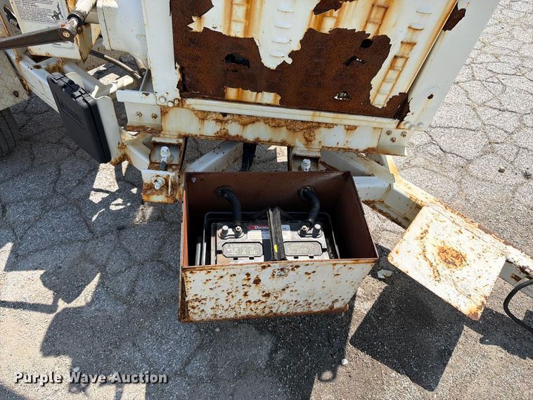 image for item YA4039 2017 Bandit 200UC wood chipper