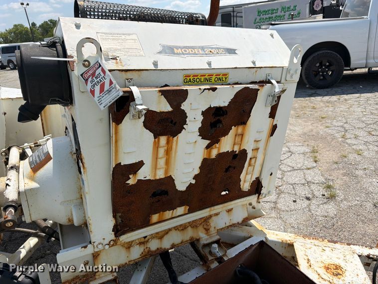 image for item YA4039 2017 Bandit 200UC wood chipper