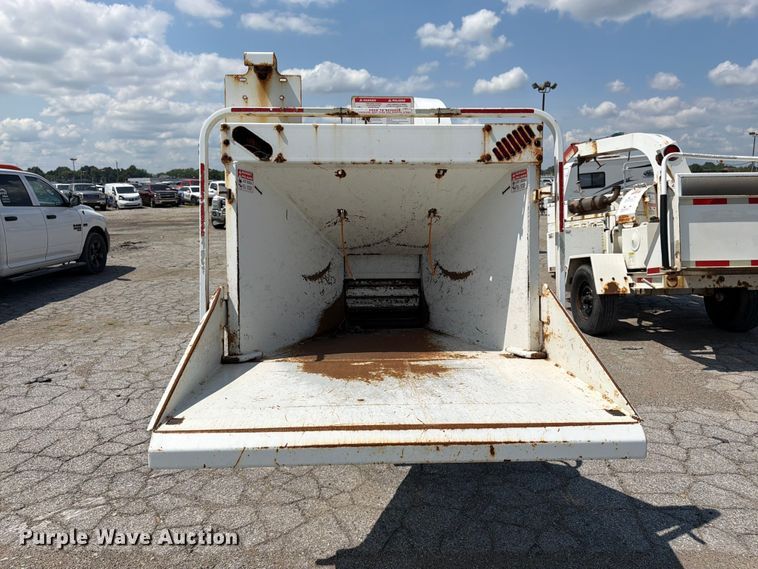 image for item YA4039 2017 Bandit 200UC wood chipper