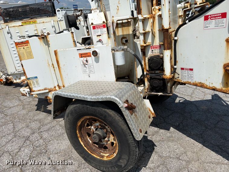 image for item YA4039 2017 Bandit 200UC wood chipper