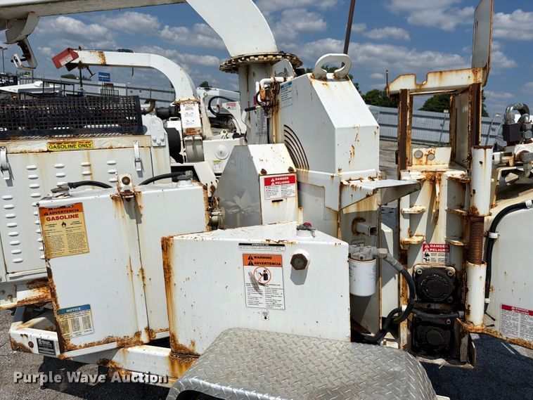 image for item YA4039 2017 Bandit 200UC wood chipper