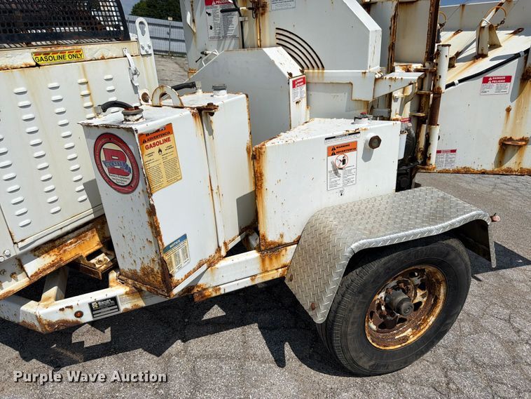 image for item YA4039 2017 Bandit 200UC wood chipper