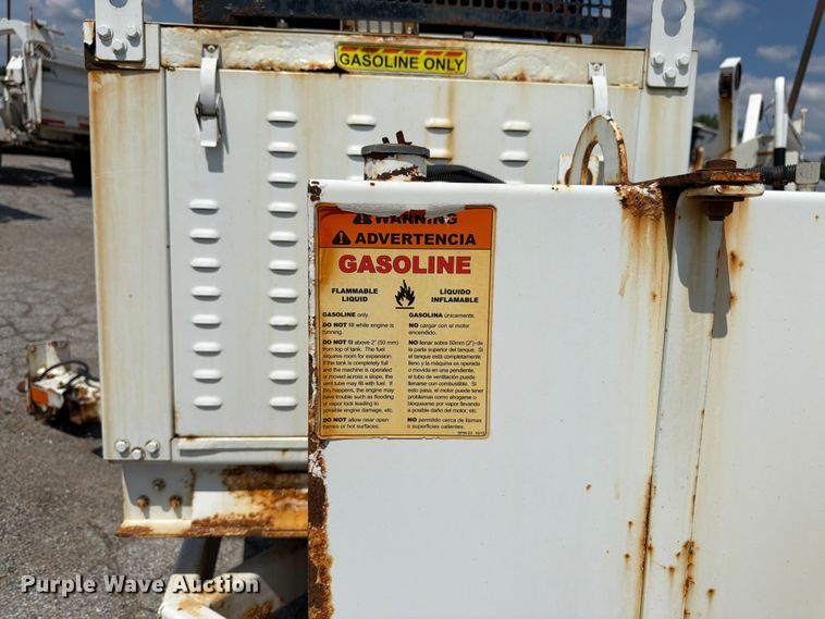 image for item YA4039 2017 Bandit 200UC wood chipper