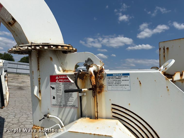 image for item YA4039 2017 Bandit 200UC wood chipper