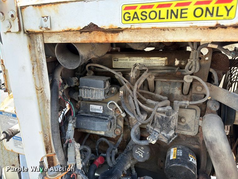 image for item YA4039 2017 Bandit 200UC wood chipper