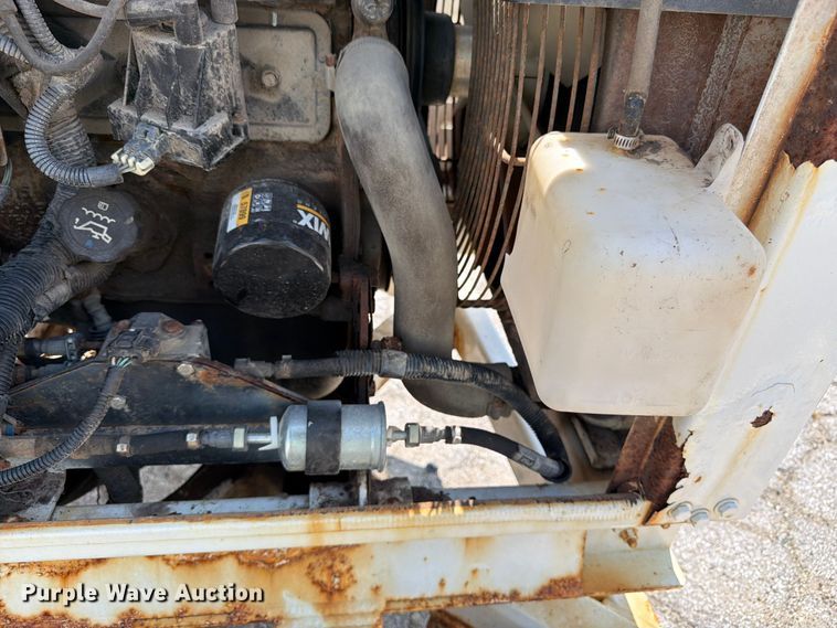 image for item YA4039 2017 Bandit 200UC wood chipper