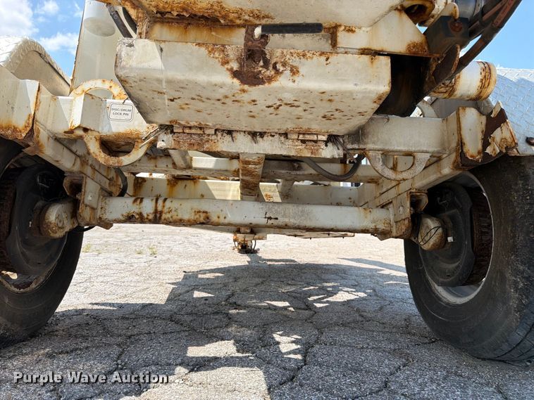 image for item YA4039 2017 Bandit 200UC wood chipper