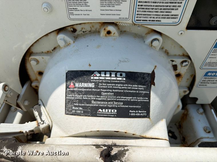 image for item YA4040 2017 Bandit 200UC wood chipper