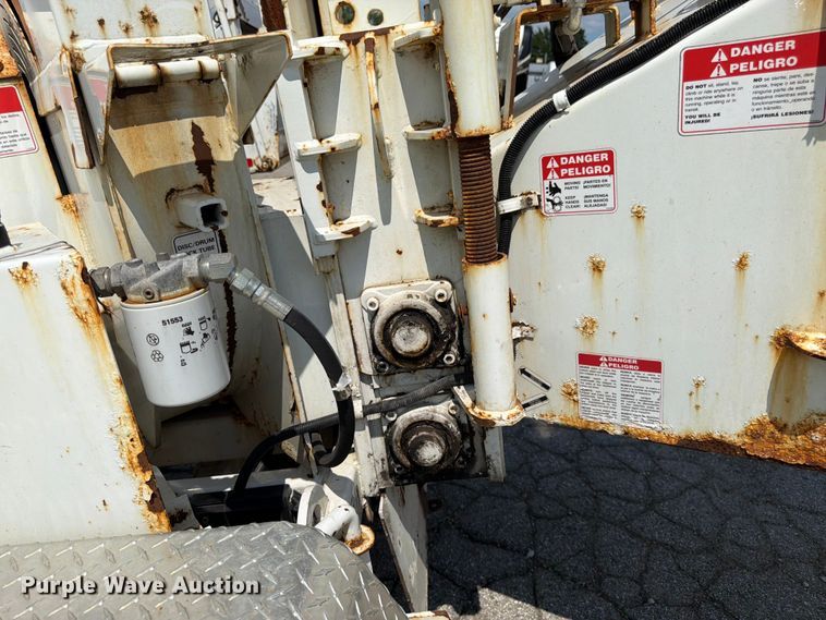 image for item YA4040 2017 Bandit 200UC wood chipper