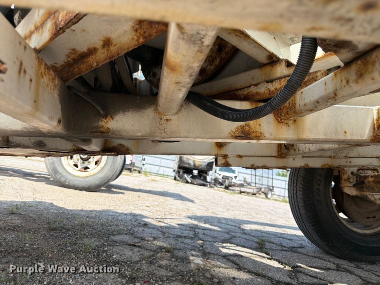 image for item YA4040 2017 Bandit 200UC wood chipper