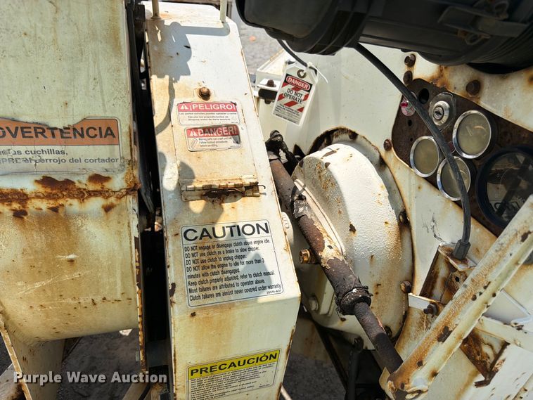 image for item YA4041 2010 Morbark M12D wood chipper