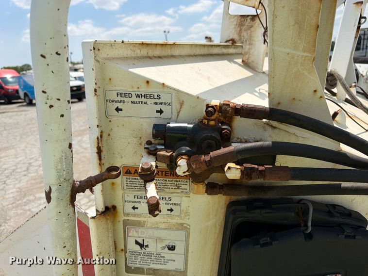 image for item YA4041 2010 Morbark M12D wood chipper