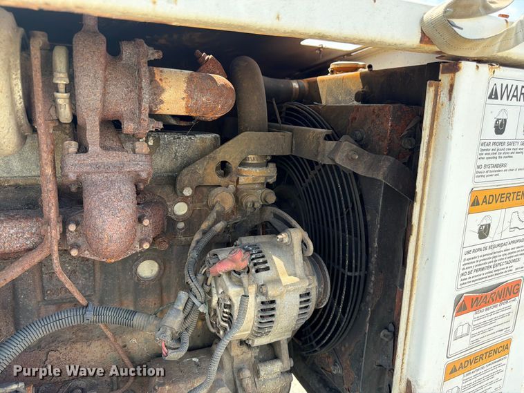 image for item YA4041 2010 Morbark M12D wood chipper