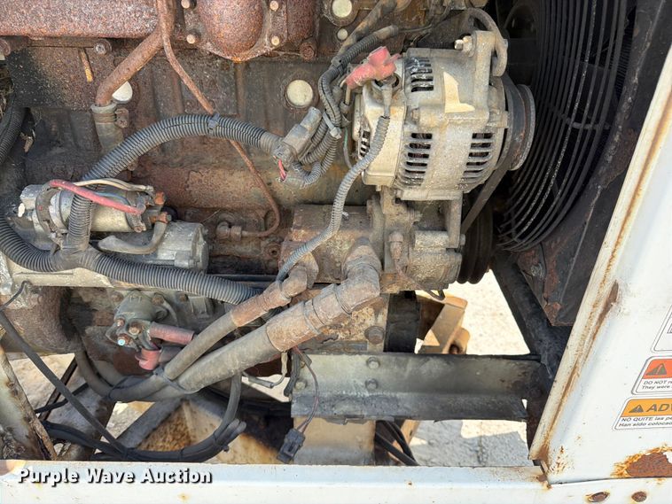 image for item YA4041 2010 Morbark M12D wood chipper