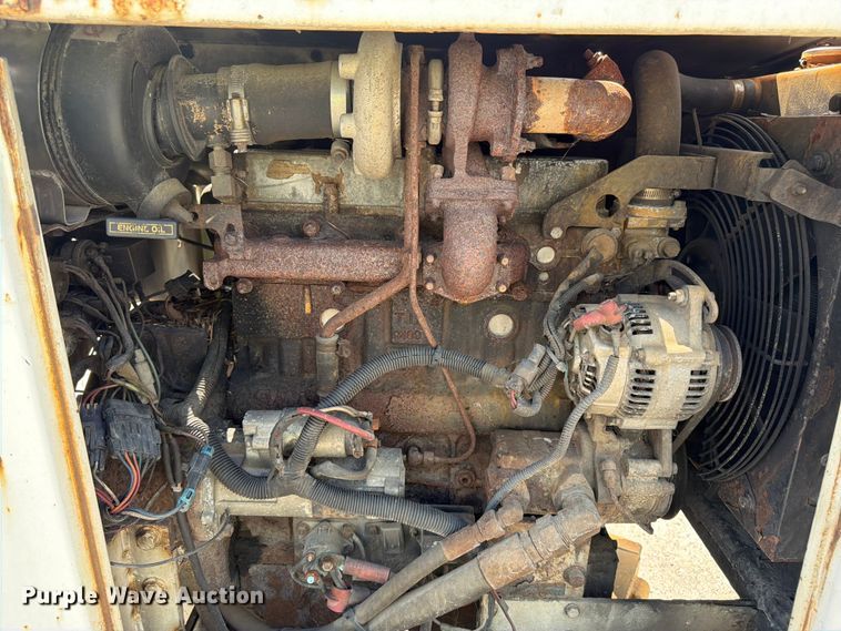 image for item YA4041 2010 Morbark M12D wood chipper
