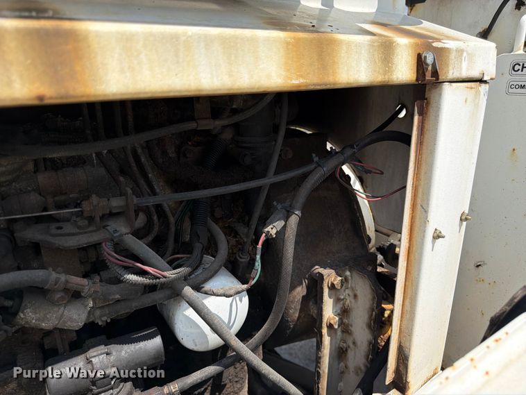 image for item YA4041 2010 Morbark M12D wood chipper