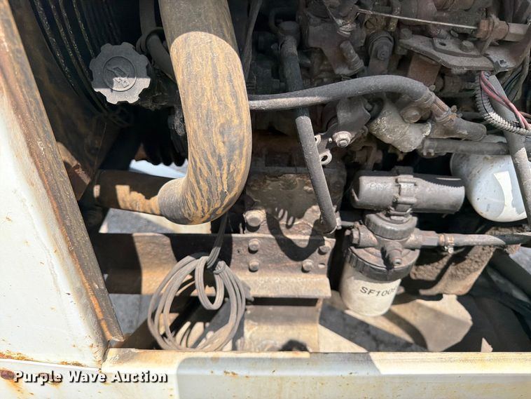 image for item YA4041 2010 Morbark M12D wood chipper