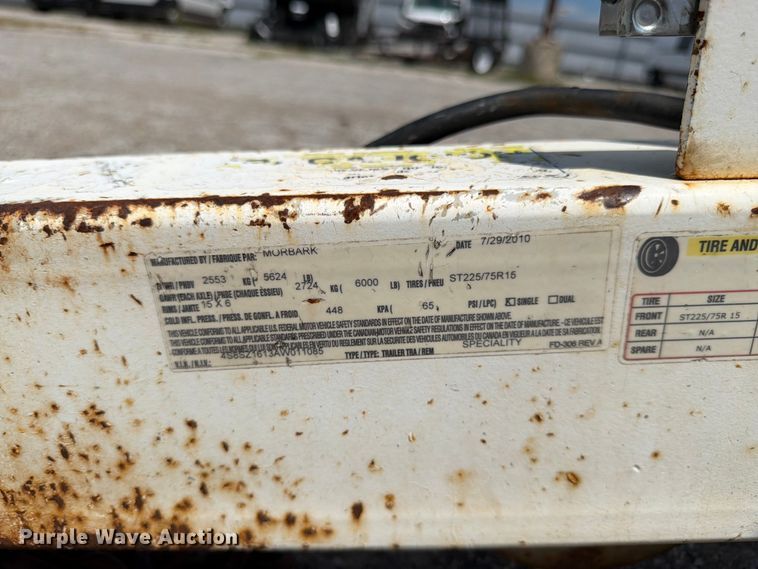 image for item YA4041 2010 Morbark M12D wood chipper