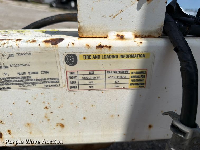 image for item YA4041 2010 Morbark M12D wood chipper