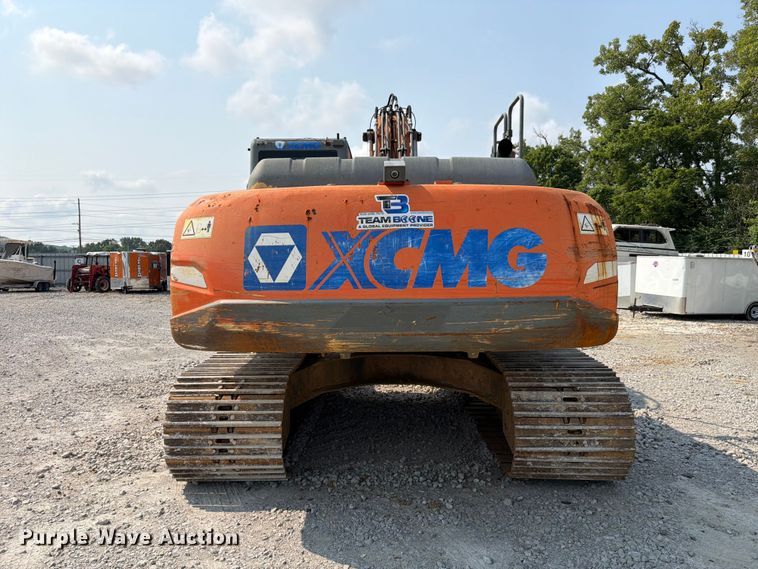 image for item YA4115 2017 XCMG XE210CU excavator