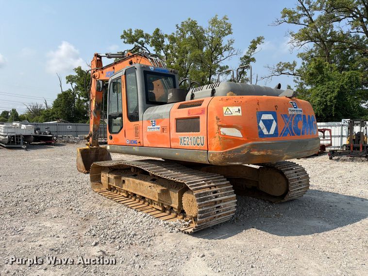 image for item YA4115 2017 XCMG XE210CU excavator