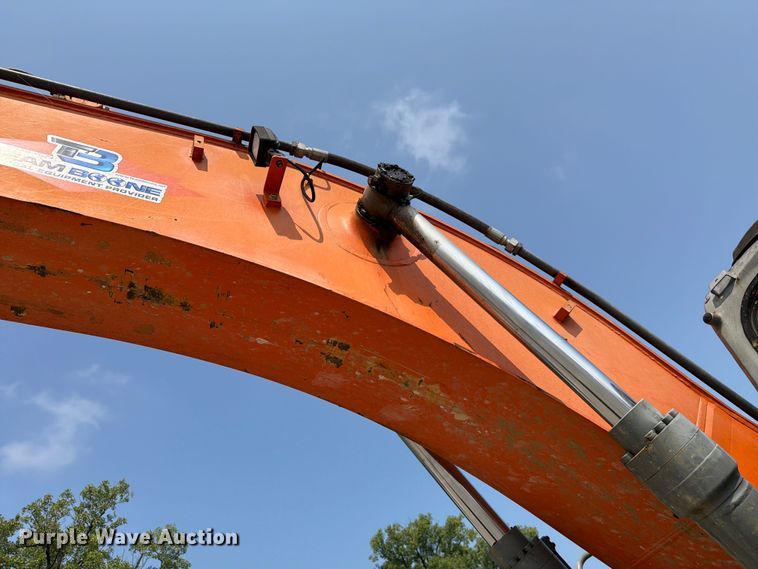 image for item YA4115 2017 XCMG XE210CU excavator