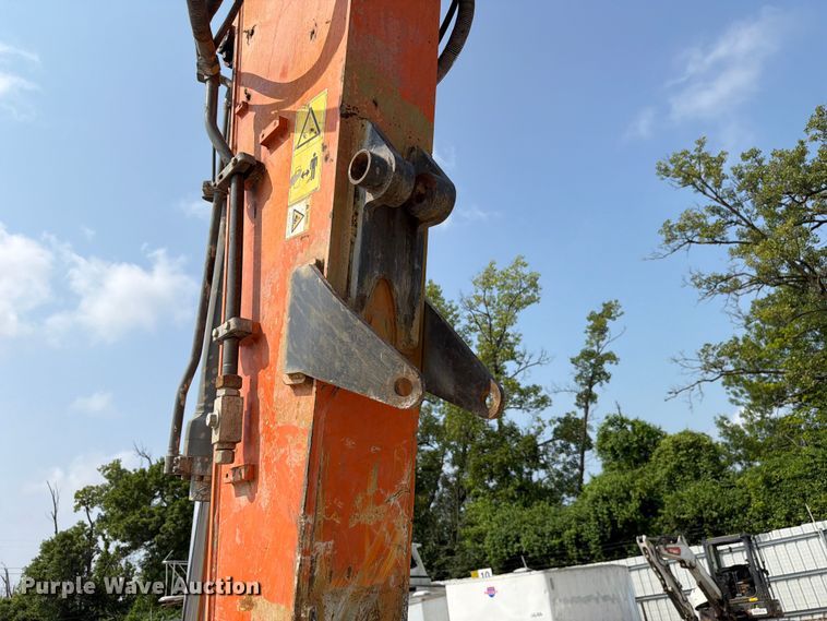 image for item YA4115 2017 XCMG XE210CU excavator