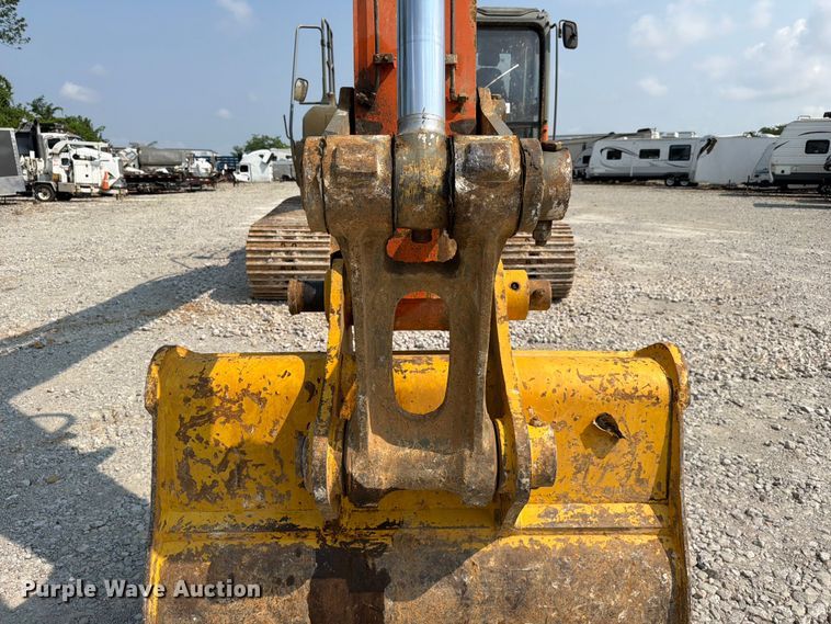 image for item YA4115 2017 XCMG XE210CU excavator