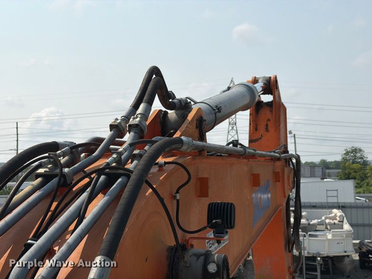 image for item YA4115 2017 XCMG XE210CU excavator