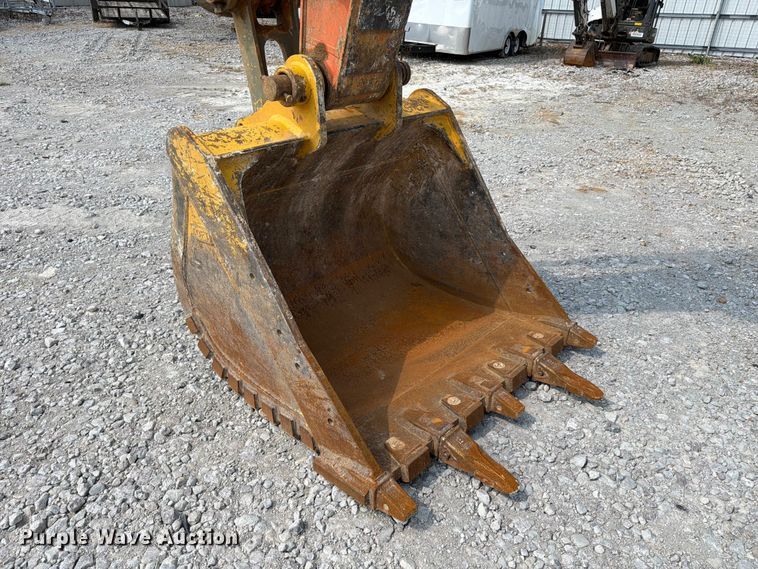 image for item YA4115 2017 XCMG XE210CU excavator