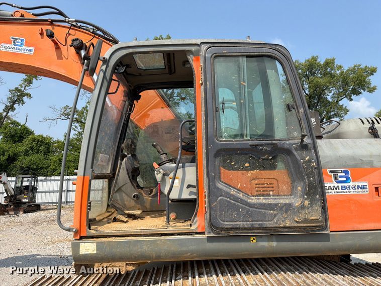 image for item YA4115 2017 XCMG XE210CU excavator