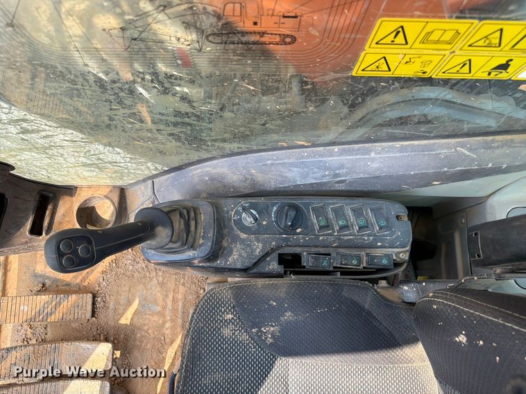 image for item YA4115 2017 XCMG XE210CU excavator