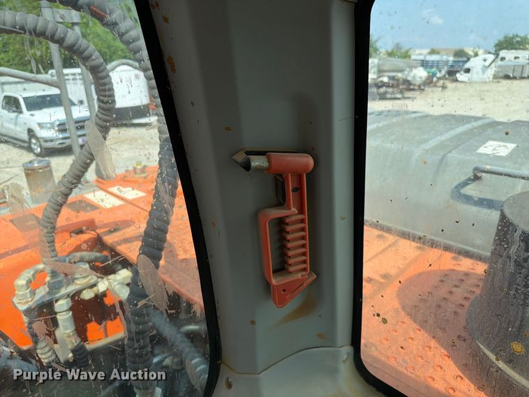 image for item YA4115 2017 XCMG XE210CU excavator
