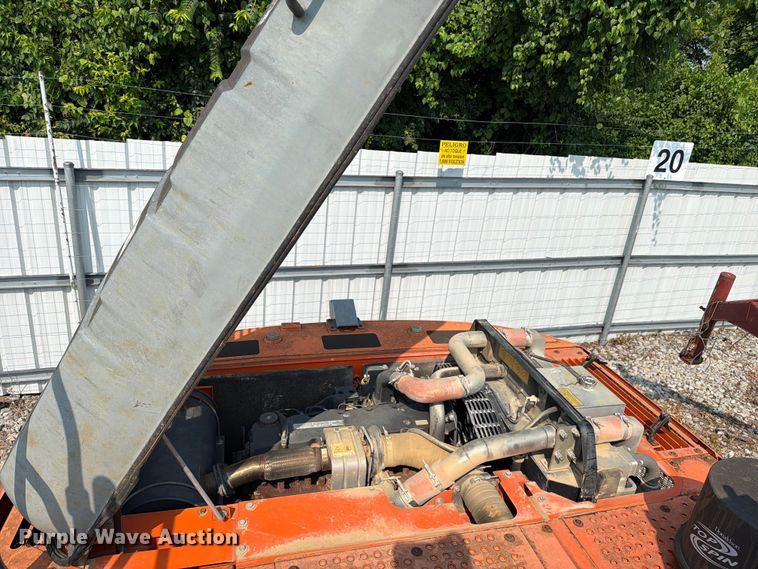 image for item YA4115 2017 XCMG XE210CU excavator