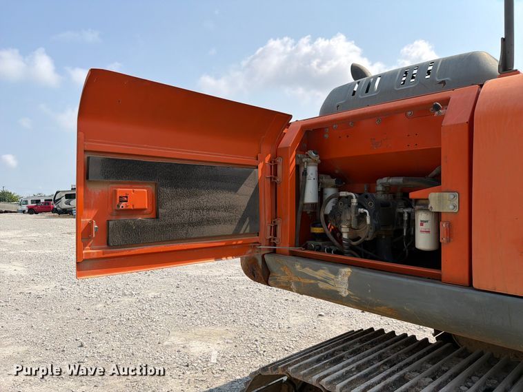 image for item YA4115 2017 XCMG XE210CU excavator