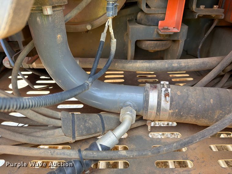 image for item YA4115 2017 XCMG XE210CU excavator