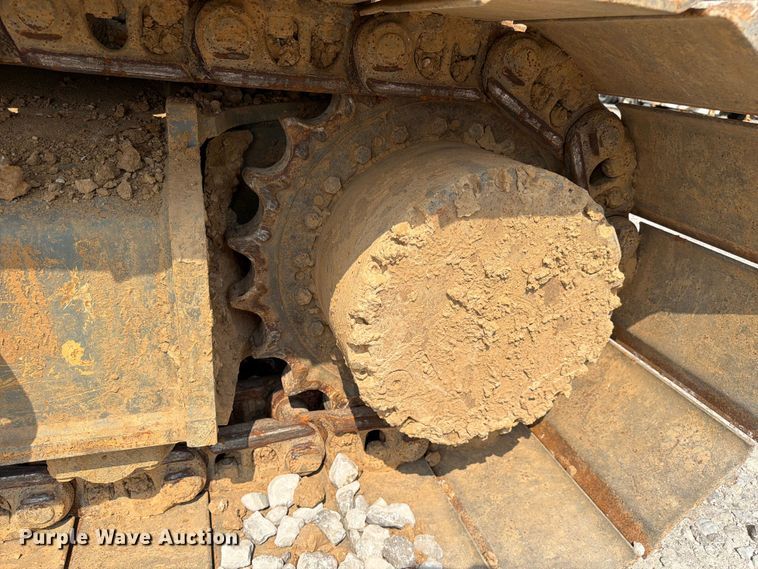 image for item YA4115 2017 XCMG XE210CU excavator
