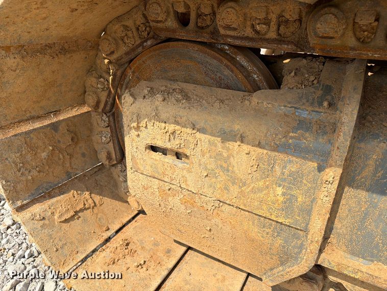image for item YA4115 2017 XCMG XE210CU excavator