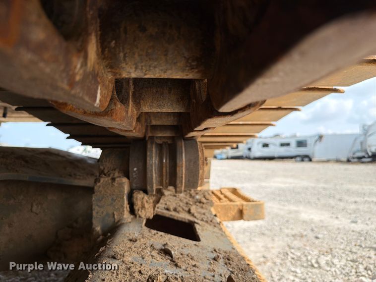 image for item YA4115 2017 XCMG XE210CU excavator