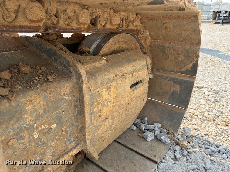 image for item YA4115 2017 XCMG XE210CU excavator