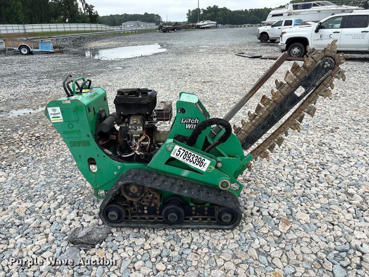 image for item YA4125 2017 Ditch Witch C16X trencher 