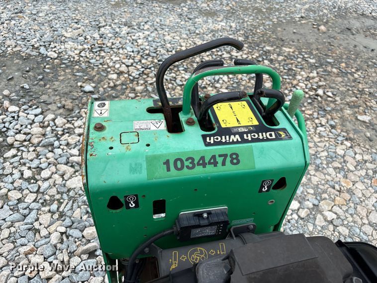 image for item YA4125 2017 Ditch Witch C16X trencher 