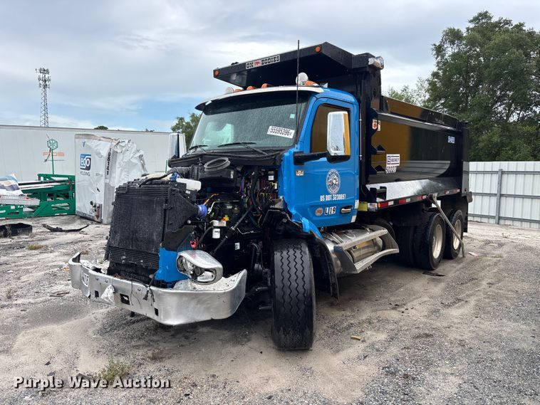 2025 Peterbilt 567 dump truck