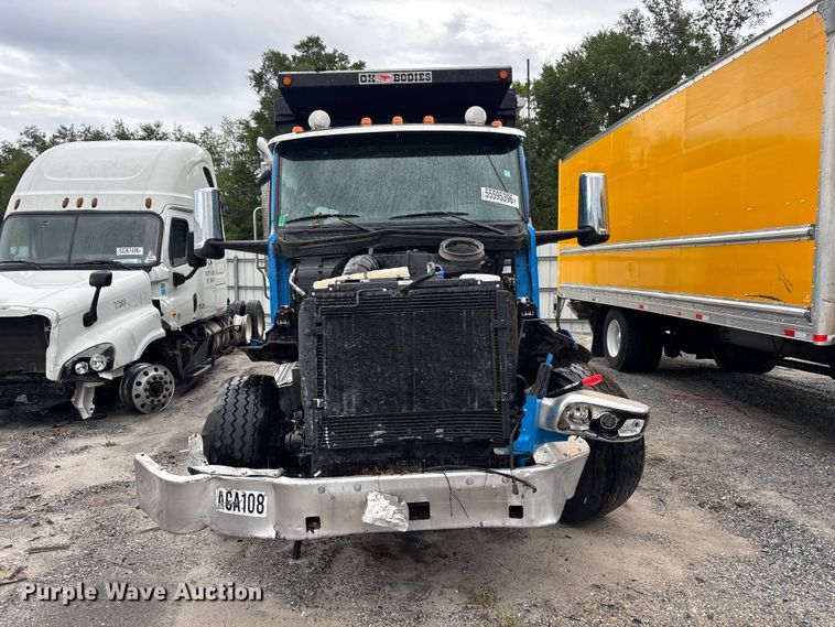 image for item YA4132 2025 Peterbilt 567 dump truck